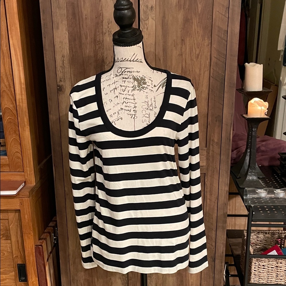 French Connection Black & White Striped Scoop-Neck Long Sleeve Top